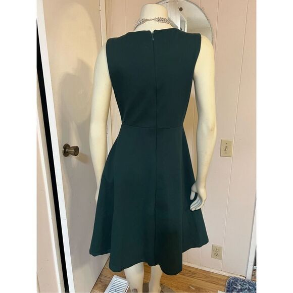 Just Me Green Sleeveless V-Neck Fit and Flare Dress Sz M - Picture 4 of 8